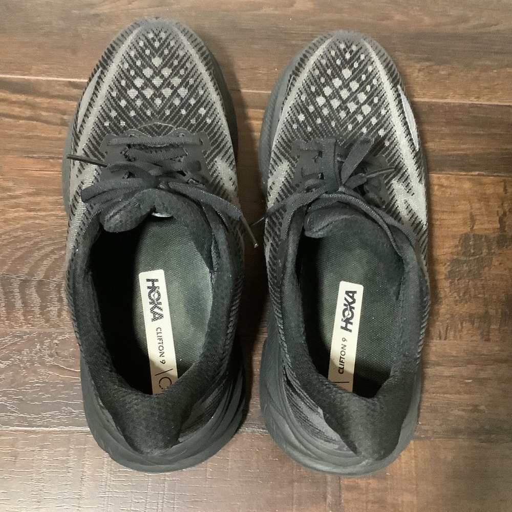 Hoka Clifton 9 Wide Black Black Running Shoes Womens 10D 1132211 BBLC Sneaker - Picture 7 of 9
